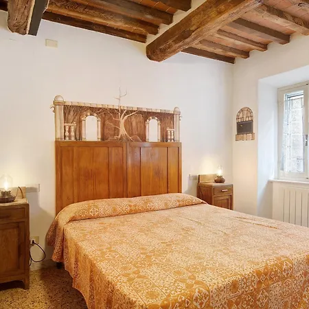 Palazzo Ferretti - Pietrasanta
