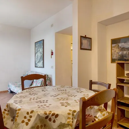 Palazzo Ferretti - *