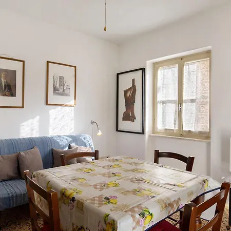 Palazzo Ferretti - Holiday home Pietrasanta