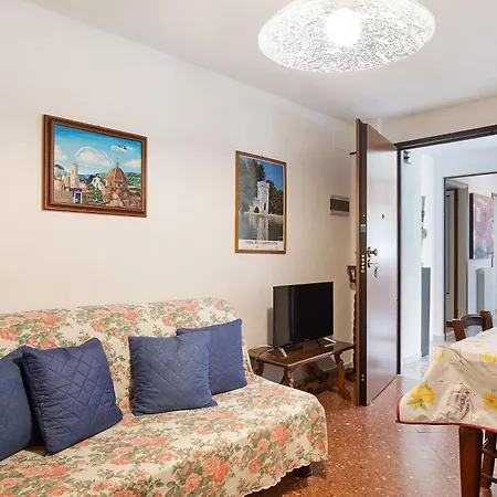 Palazzo Ferretti - * Pietrasanta